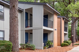 Royal Pines in Huntsville, AL - Building Photo - Building Photo