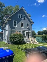 56 Dobbs Ferry Rd, Unit 2FL in White Plains, NY - Building Photo