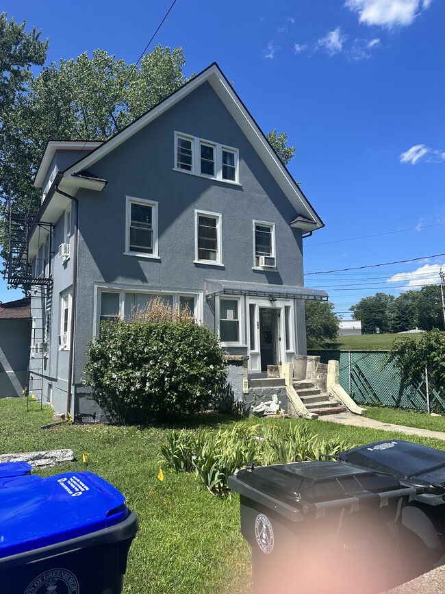 56 Dobbs Ferry Rd, Unit 2FL, Unit 2FL