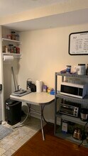 2101 Chestnut St, Unit 301 in Philadelphia, PA - Building Photo - Building Photo