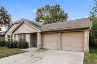 2810 Forest Hills Dr in League City, TX - Foto de edificio - Building Photo