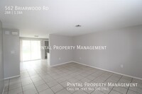 562 Briarwood Rd in Venice, FL - Building Photo - Building Photo