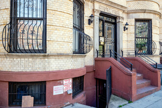 171 Rogers Avenue in Brooklyn, NY - Building Photo - Building Photo