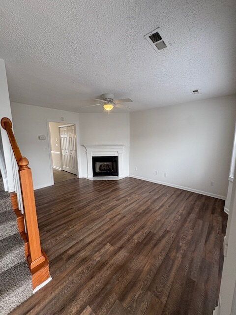 3835 Sterling Pointe Dr in Winterville, NC - Building Photo - Building Photo