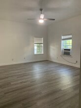 135 Grayton Village Rd, Unit B in Santa Rosa Beach, FL - Foto de edificio - Building Photo