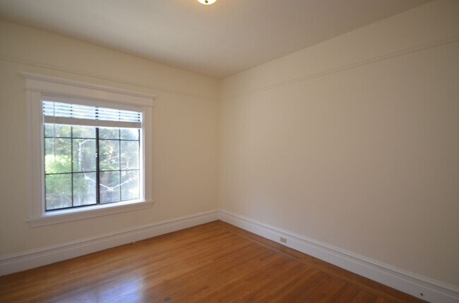 722-724-724 Parnassus Ave in San Francisco, CA - Building Photo - Building Photo