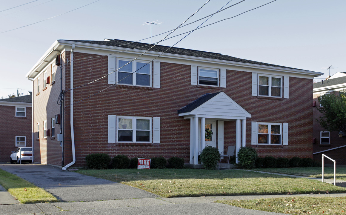 Deer Park Apartments in Cincinnati, OH - Building Photo