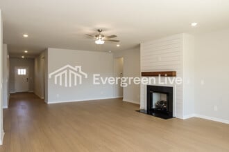 106 Chain Bridge Circle in Harvest, AL - Building Photo - Building Photo