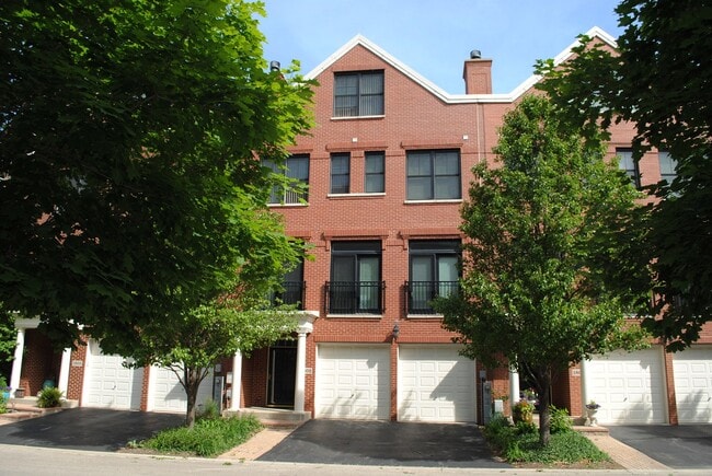 property at 1802 Admiral Ct