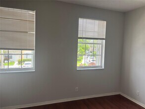 53 Whitehead Cir in Weston, FL - Building Photo - Building Photo