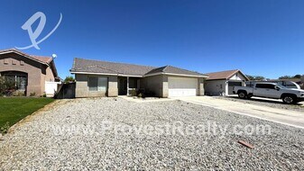 11786 Oxford St in Adelanto, CA - Building Photo