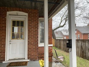 11 W 14th St in Holland, MI - Building Photo - Building Photo