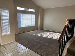14252 S 43rd Pl in Phoenix, AZ - Building Photo - Building Photo