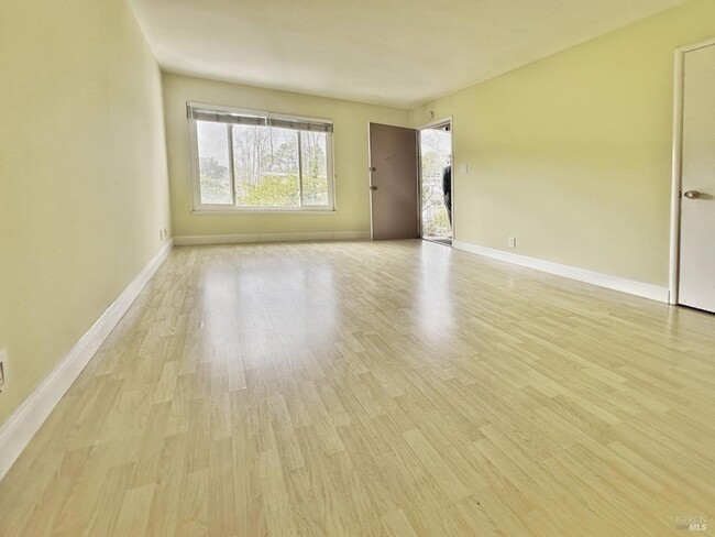 100 Reed Blvd, Unit 2 in Mill Valley, CA - Building Photo - Building Photo