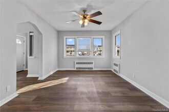 840 E Broadway in Long Beach, NY - Building Photo - Building Photo