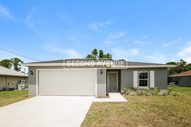 2920 17th St W in Lehigh Acres, FL - Building Photo - Building Photo