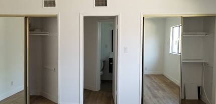 14312 Riverside Dr, Unit 2 in Los Angeles, CA - Building Photo - Building Photo