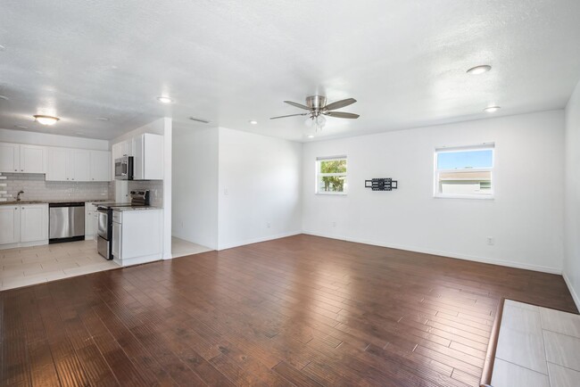 3818 W Iowa Ave in Tampa, FL - Building Photo - Building Photo