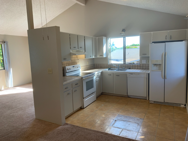 279 Lakau Pl in Kihei, HI - Building Photo - Building Photo