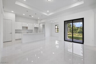 820 Ashland St E in Lehigh Acres, FL - Building Photo - Building Photo