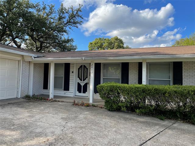 2413 Sussex Dr in Garland, TX - Building Photo