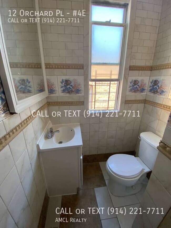 12 Orchard Pl in Yonkers, NY - Building Photo - Building Photo