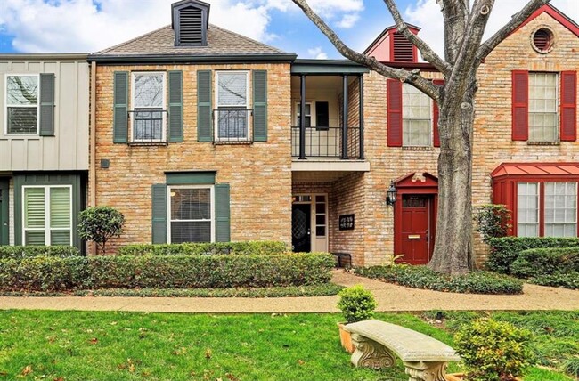 property at 3664 Lake St