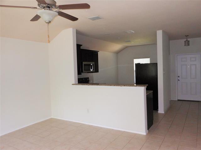 8928 Holliday Ln in Aubrey, TX - Building Photo - Building Photo