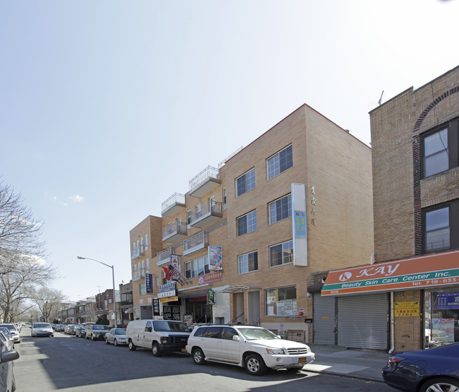 812-818 59th St in Brooklyn, NY - Building Photo - Building Photo