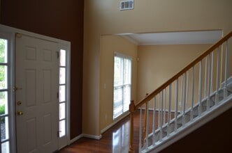 11075 Regal Forest Dr in Suwanee, GA - Building Photo - Building Photo