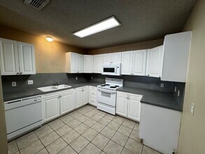 9713 Joliet Ave in Lubbock, TX - Building Photo - Building Photo