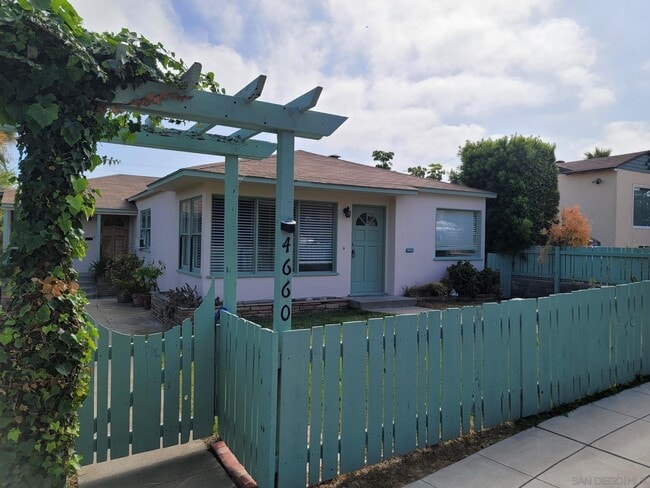 property at 4660 Saratoga Ave