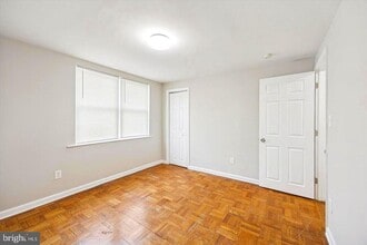 682 2nd Ave in Bristol, PA - Building Photo - Building Photo