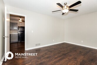 4022 S Shelby Ln in Douglasville, GA - Building Photo - Building Photo