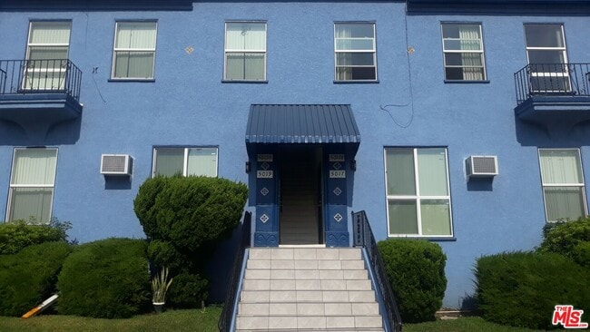 property at 5017 Crenshaw Blvd