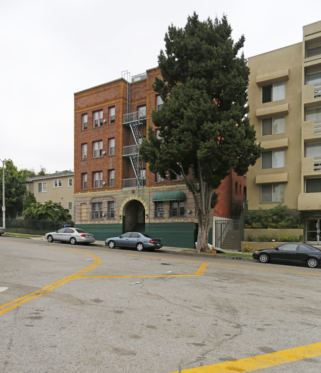 Sammy Davis Junior Manor Apartments in Los Angeles, CA - Foto de edificio - Building Photo