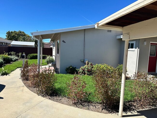 44-44 Buena Vista St in Salinas, CA - Building Photo - Building Photo
