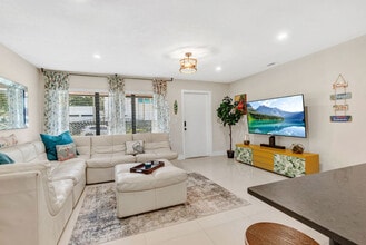 246 NW 82nd Terrace in Miami, FL - Building Photo - Building Photo