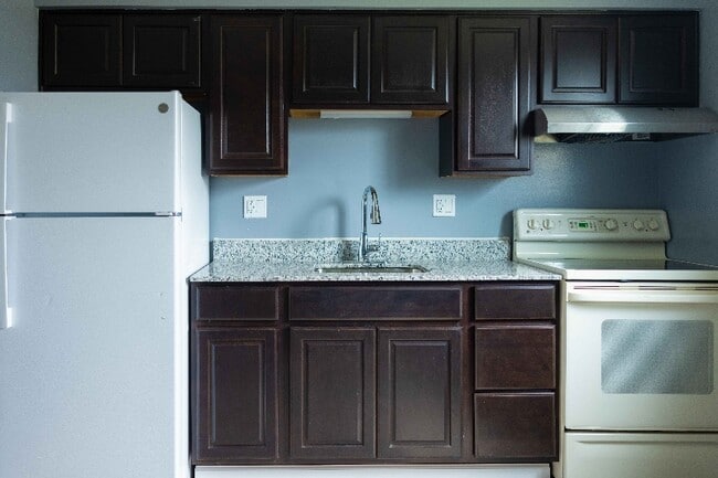 8022 Beech Ave in Cincinnati, OH - Building Photo - Building Photo