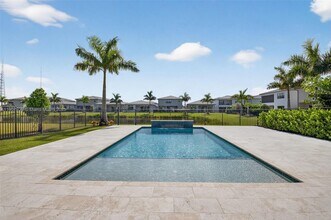 8356 Royal County Down Rd in Boca Raton, FL - Building Photo - Building Photo