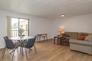 Park Place Apartments in State College, PA - Building Photo