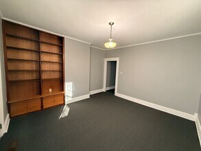 617 E Main St-Unit -Apt A in Lancaster, OH - Building Photo - Building Photo