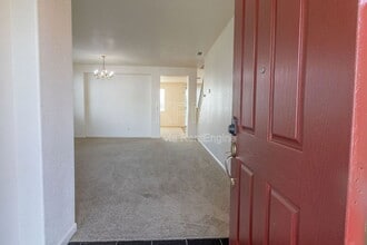 5411 Brook Meadow Ct in Stockton, CA - Building Photo - Building Photo