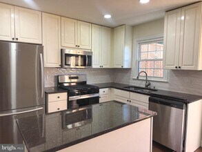46879 Trumpet Cir in Sterling, VA - Building Photo - Building Photo