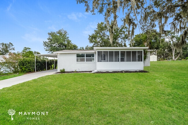 property at 110 E Pine St