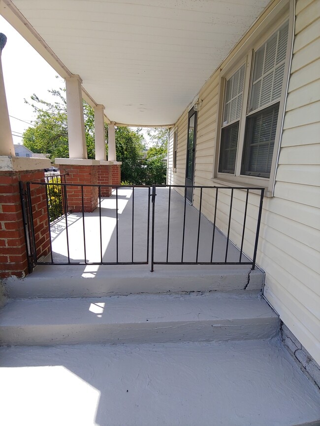 437 Cedar Ave in Knoxville, TN - Building Photo - Building Photo