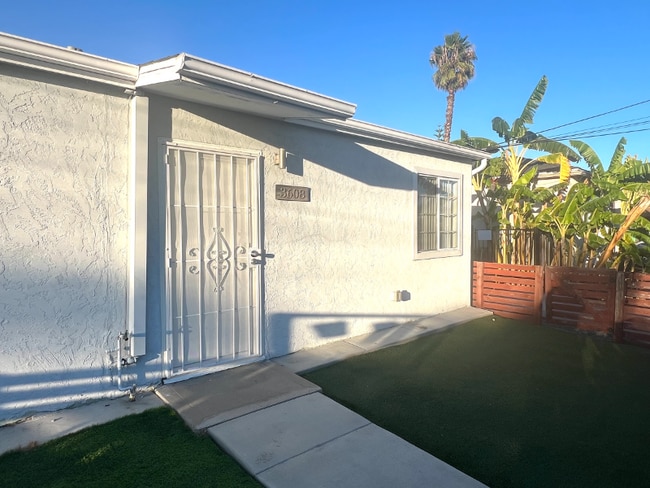 3608 Collier Ave