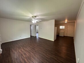 8 Parkwood Ave in Lynchburg, VA - Building Photo - Building Photo