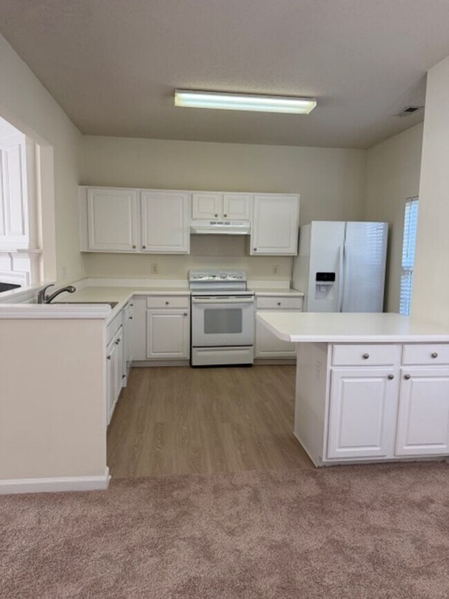 712 Canyon Lake Cir in Morrisville, NC - Building Photo - Building Photo