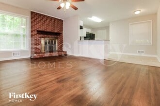902 Morrow Rd in Forest Park, GA - Building Photo - Building Photo
